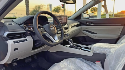 2025 Nissan Altima SV, Dealer Warranty, GCC Specifications-7