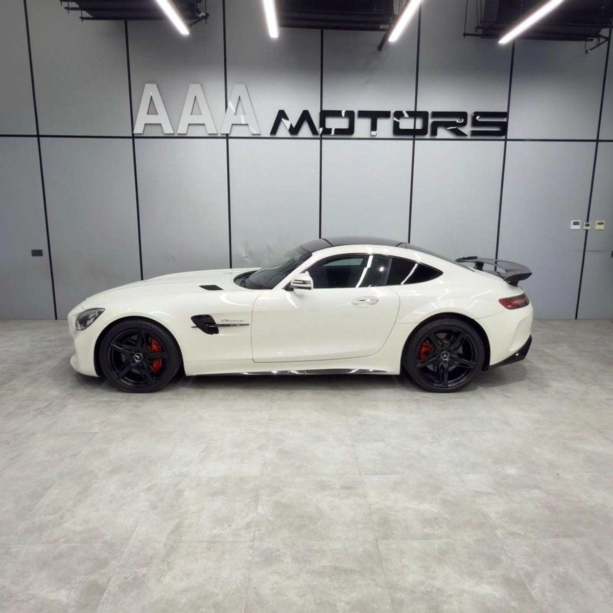 Mercedes Benz AMG GT Mercedes-Benz AMG GT S 2016 Japanese specs-21-0