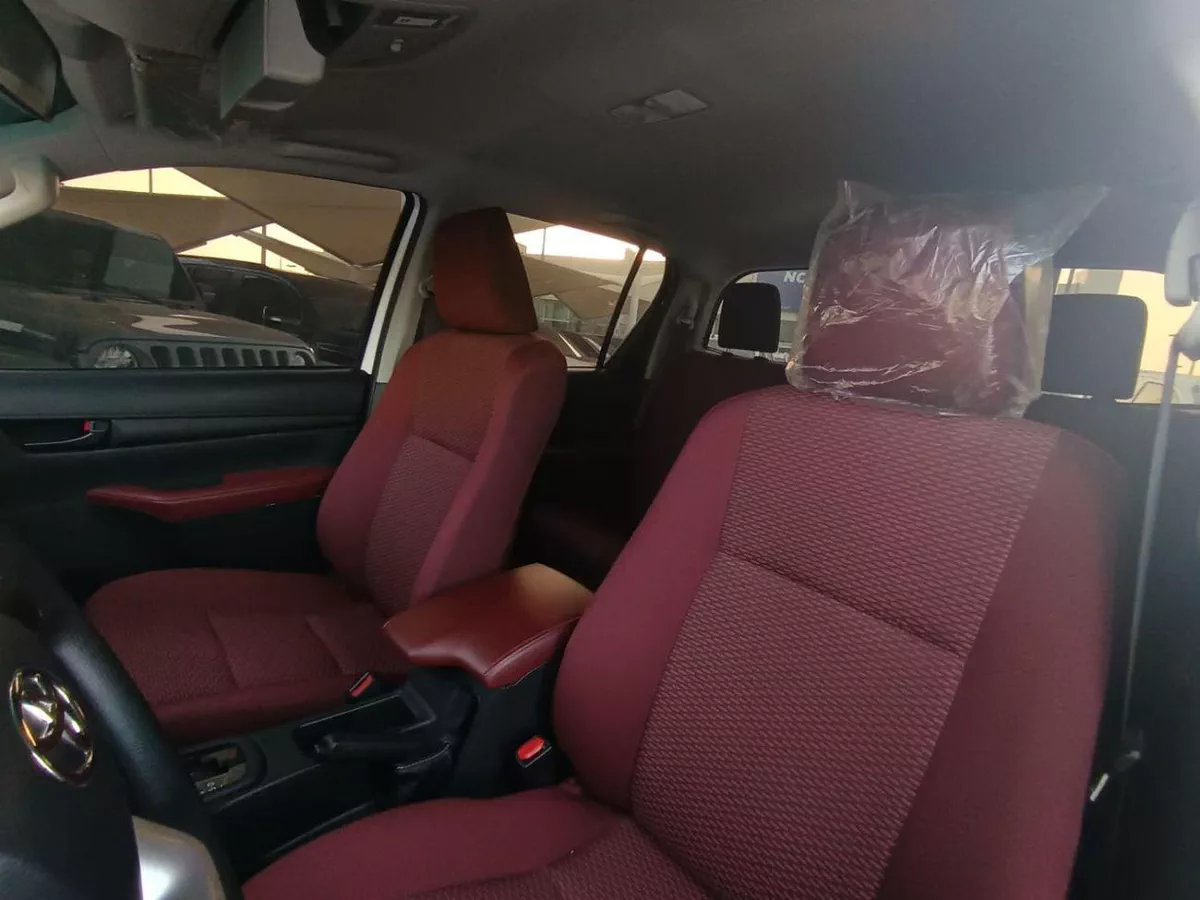 Toyota Hilux GLX GL 2.7L Double Cab Utility-4-0