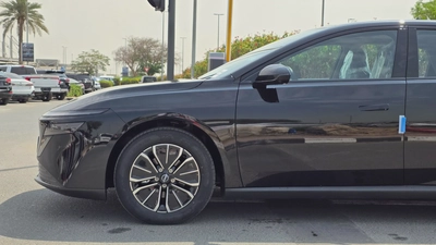 Nissan N6 (Black)-4