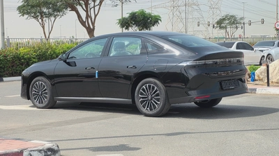 Nissan N6 (Black)-14
