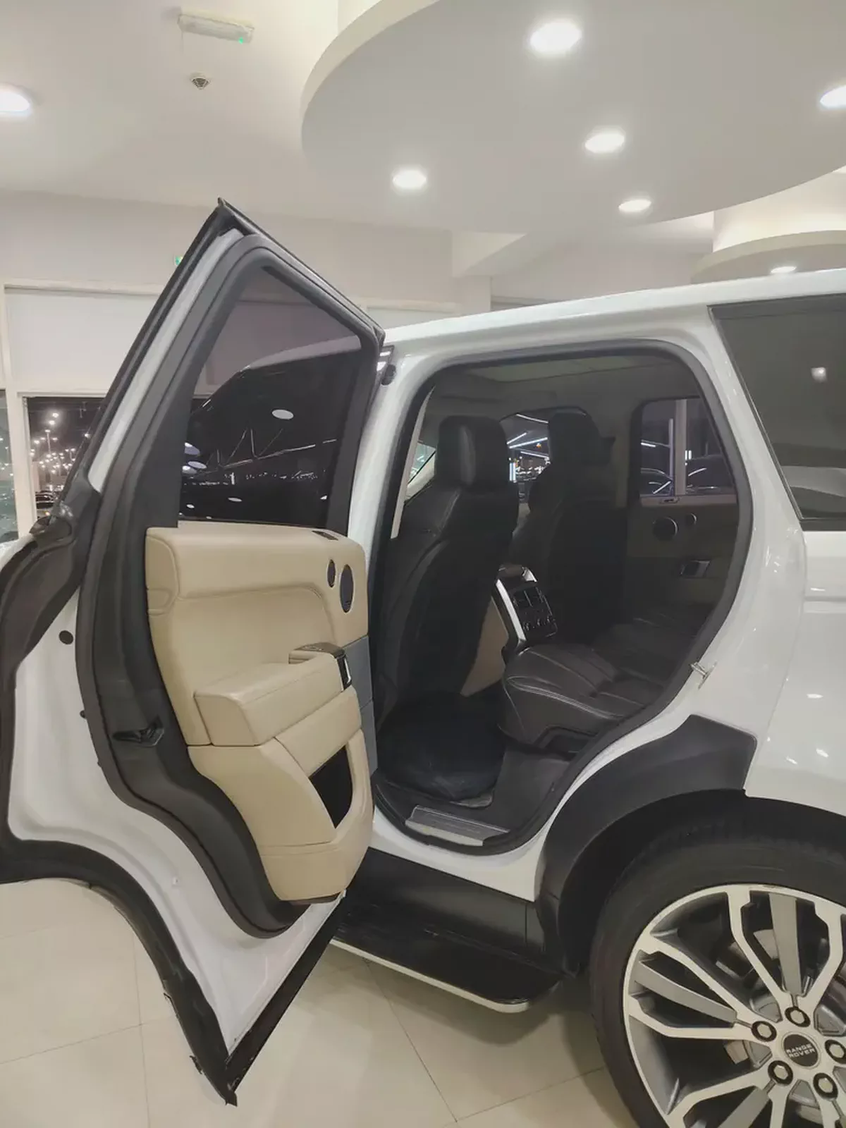 Land Rover Range Rover Sport Supercharged 2015 GCC Specs-6-6