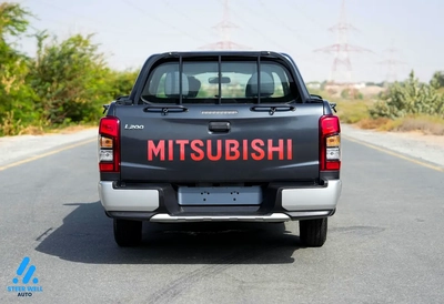 Mitsubishi L200 Double Cab-2