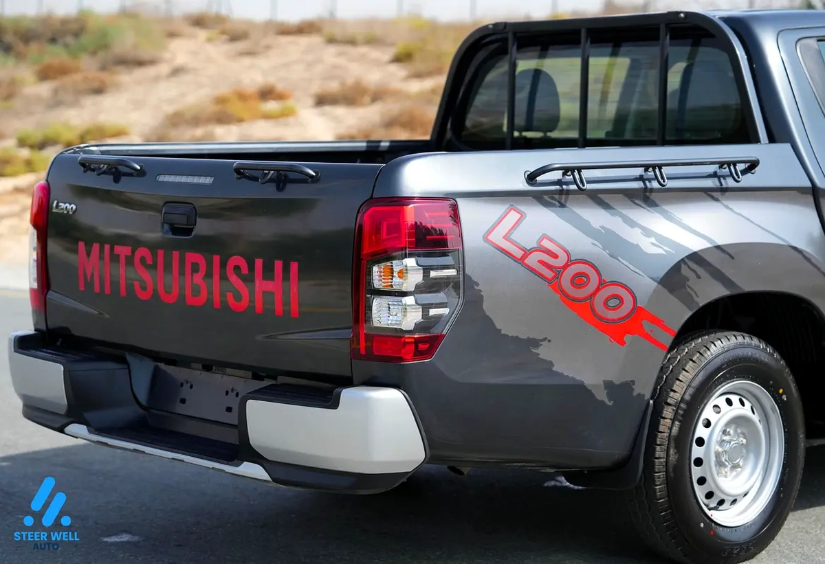 Mitsubishi L200 Double Cab-18-18