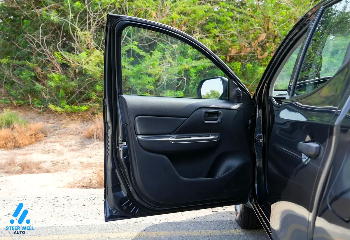 Mitsubishi L200 Double Cab-3-3