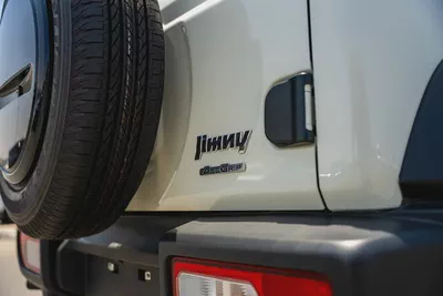 Suzuki Jimny GLX AT 2026 (GCC Specs) 1.5L - Brand New 5 Doors-3