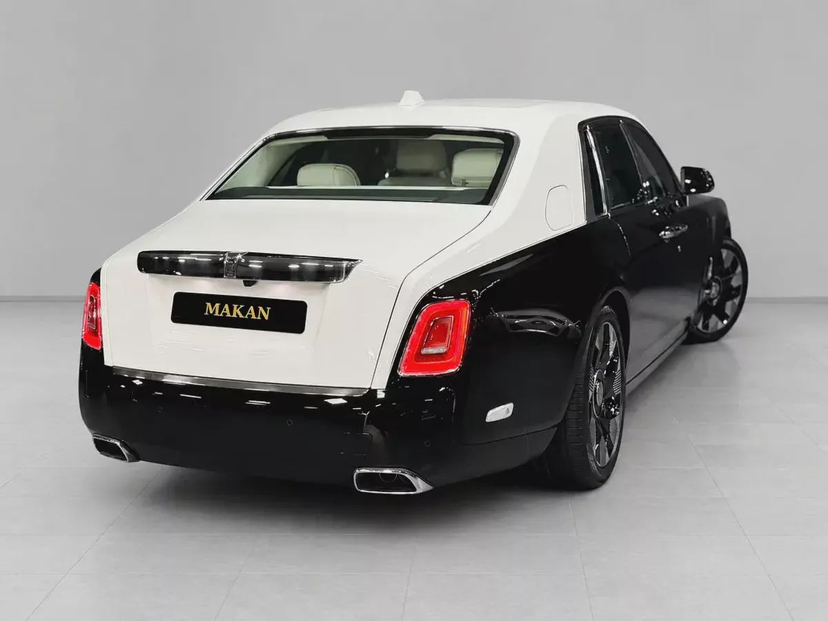 Rolls-Royce Phantom Standard 2024 European Specs-5-5