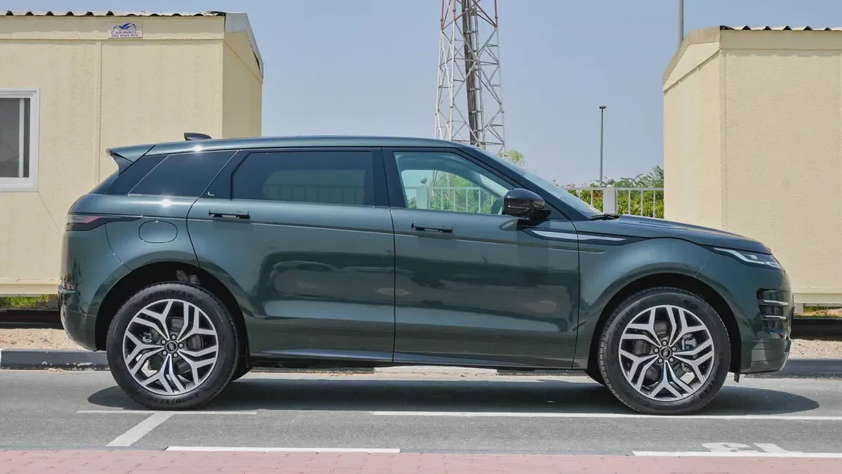 RANGE ROVER EVOQUE SE P250 DYNAMIC 2025!! FIVE YEARS WARRANTY!! THREE YEARS SERVICE CONTRACT-16-16