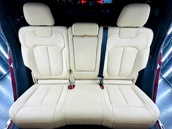 Jeep Grand Cherokee 2024 GCC | Low Mileage | Al Futtaim Warranty 2029 | Al Futtaim Service 2027
