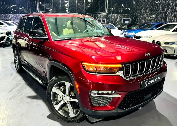 Jeep Grand Cherokee 2024 GCC | Low Mileage | Al Futtaim Warranty 2029 | Al Futtaim Service 2027