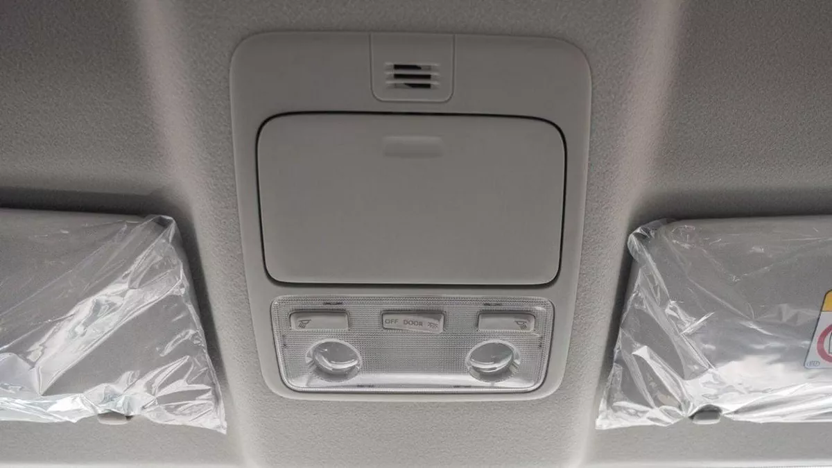 Toyota Hiace GL STD 3.5D MT CARGO MY2025-10-0