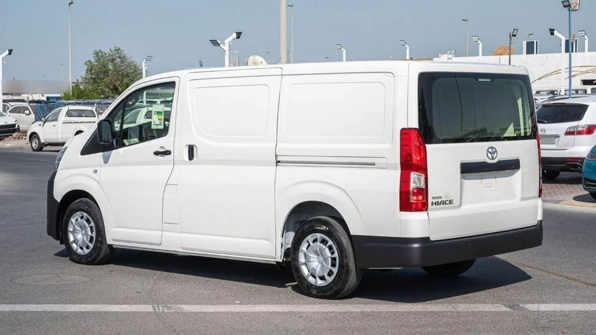 Toyota Hiace GL STD 3.5D MT CARGO MY2025-5-0