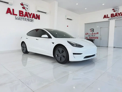 تيسلا موديل 3 ستاندرد  Tesla Model 3 Standard ابيض / اسود 2021 (خليجي)-13