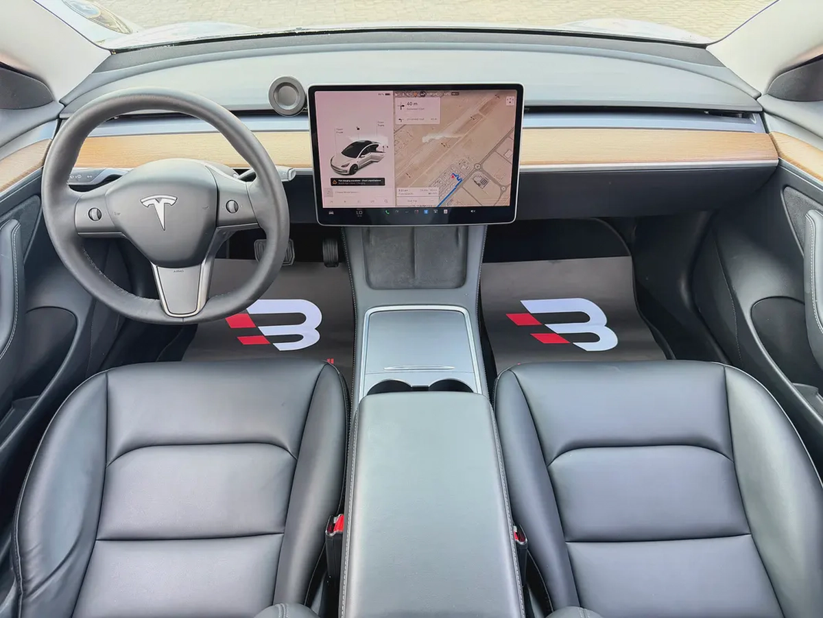 تيسلا موديل 3 ستاندرد  Tesla Model 3 Standard ابيض / اسود 2021 (خليجي)-9-9