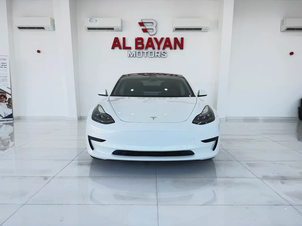 تيسلا موديل 3 ستاندرد  Tesla Model 3 Standard ابيض / اسود 2021 (خليجي)-4-4