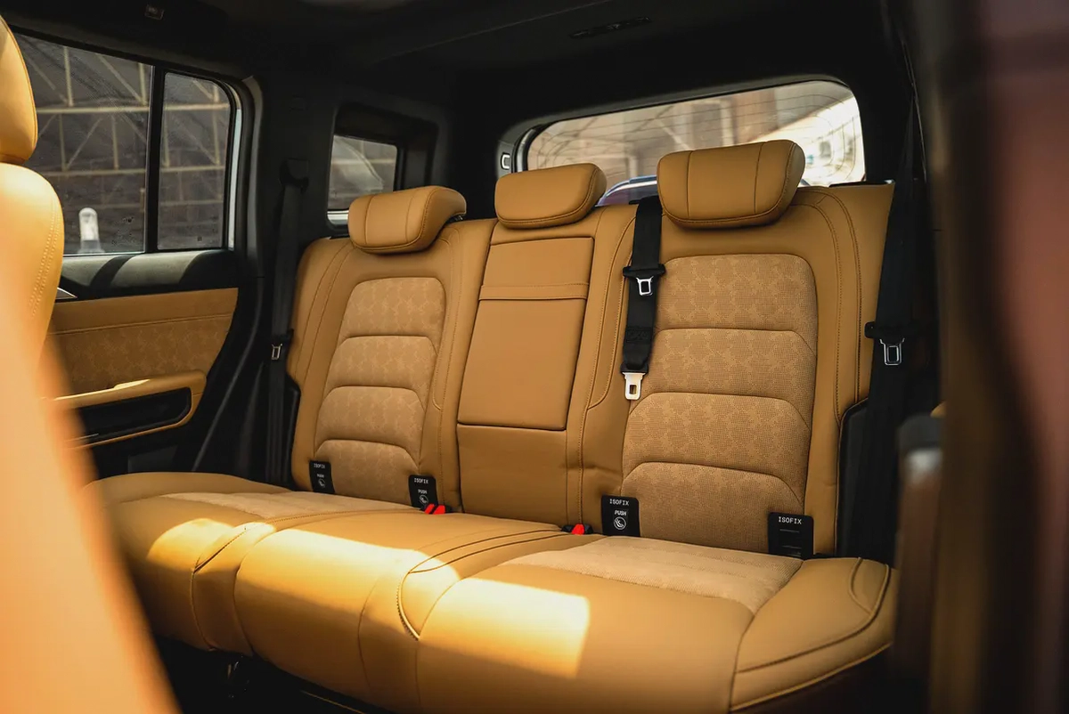 Jetour T2 Luxury Plus 2025 GCC Specs Full Service History Low Mileage 2.0L Turbo 4 Cylinders-16-16
