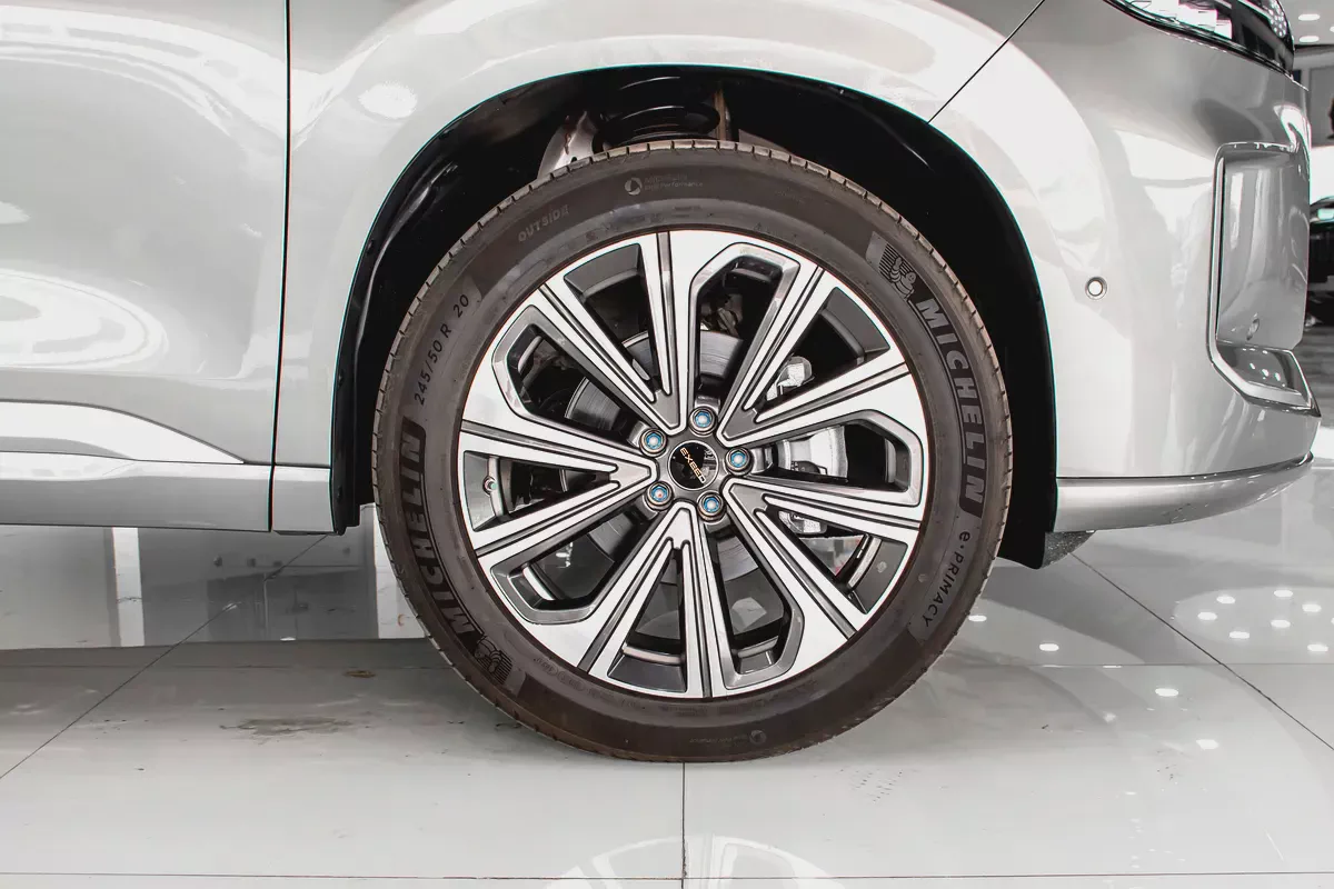 EXEED WARRANTY 2033 / 200,000 KM | EXECUTIVE | GCC | AED 2000 PM-7-7