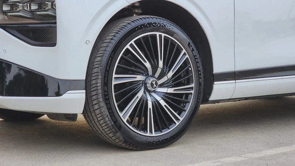 2023 XPENG G9 [White]