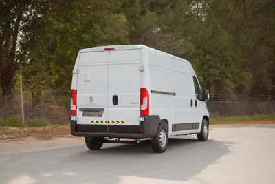 Peugeot Boxer L2H2 Delivery Van | GCC Specs | Ref#P22140-2
