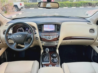 Stunning Infiniti QX60 Premium 2019 | GCC Specs | Well Maintained-12