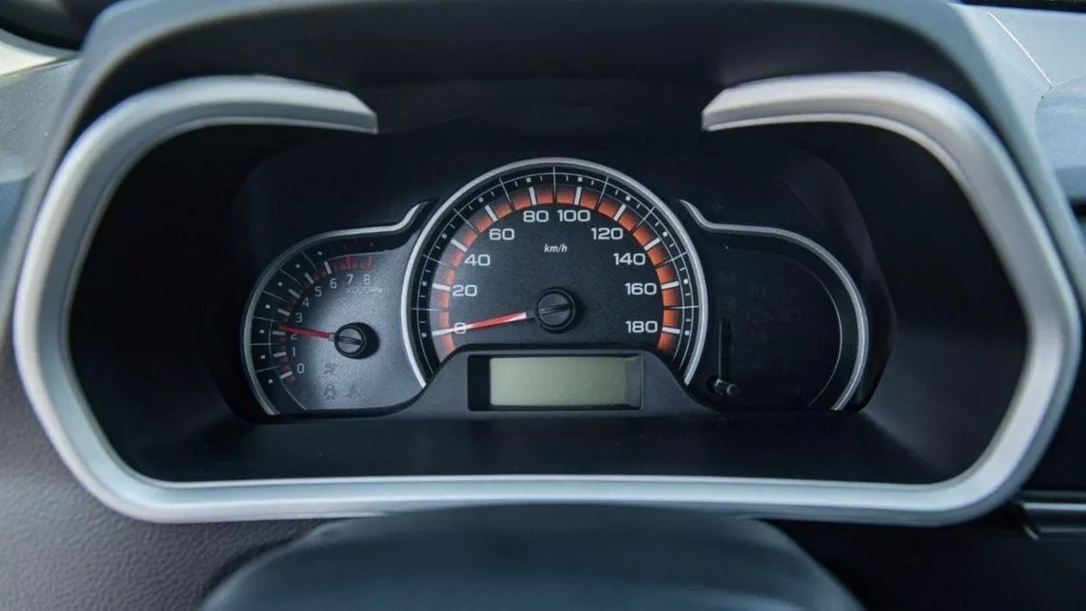 Suzuki Alto SUZUKI ALTO 0.8 MT-12-0