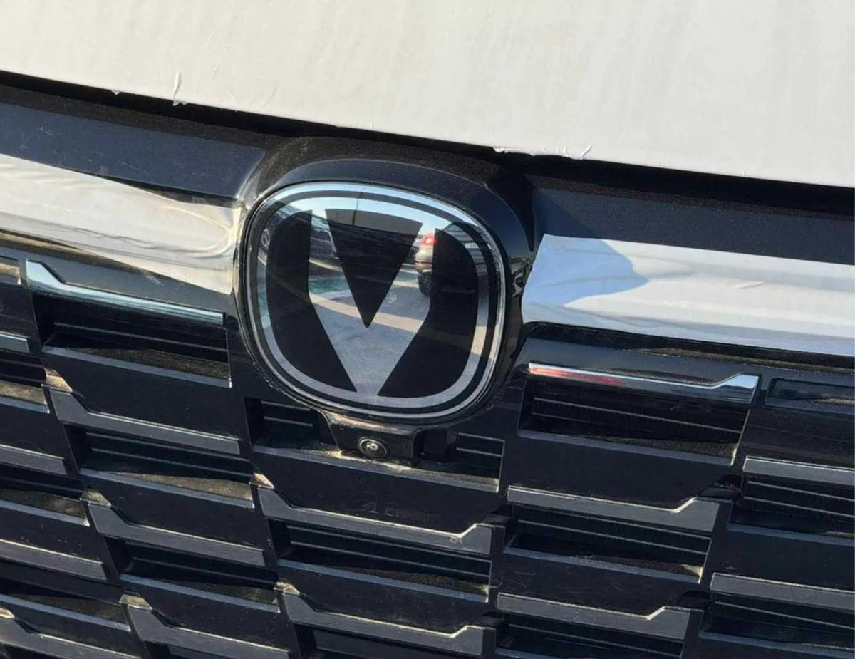 Changan X5 Plus PIONEER X5 TOP VARIANT LUXURY | 1.5L V4 | FULL OPTION WITH 360 CAMERA & PANOROMIC-6-0