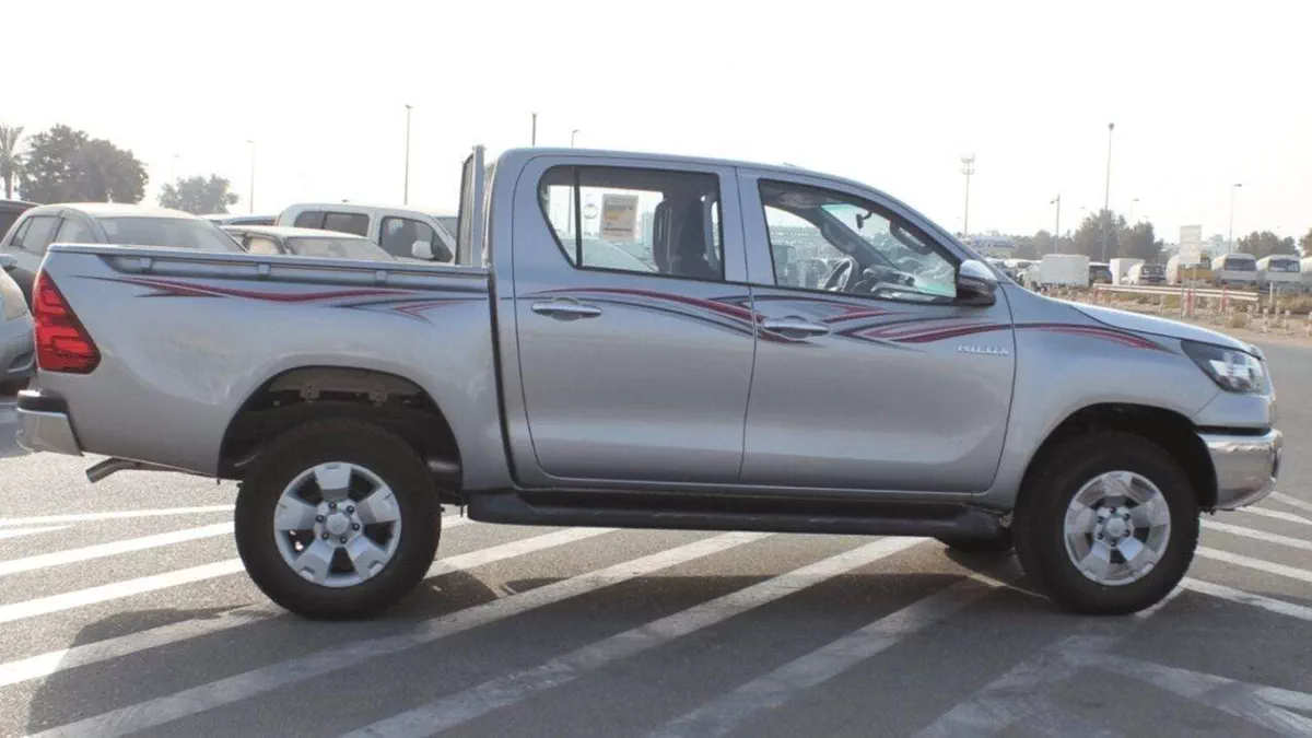 Toyota Hilux SGLX HILUX 2.4L  AT  DIESEL-6-0