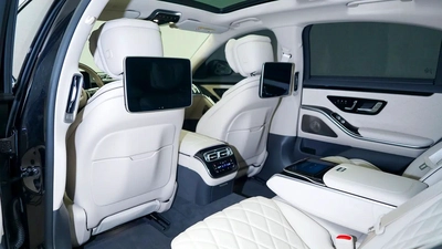 Mercedes-Benz S-Class S 500-4