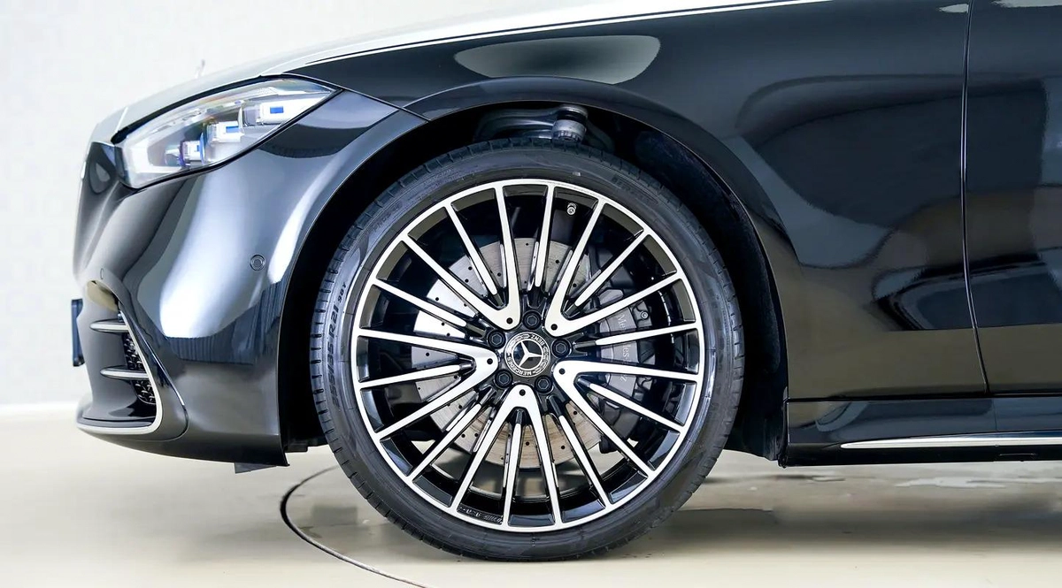 Mercedes-Benz S-Class S 500-10-10