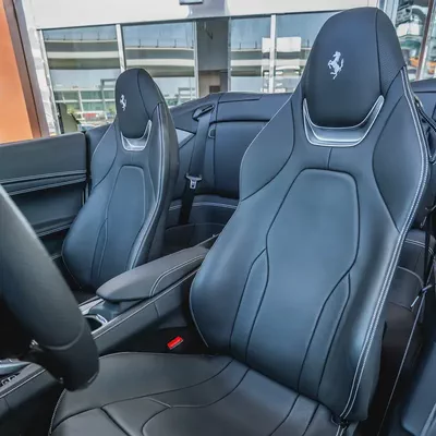 2022 FERRARI PORTOFINO  M DONE ONLY 200KM-10