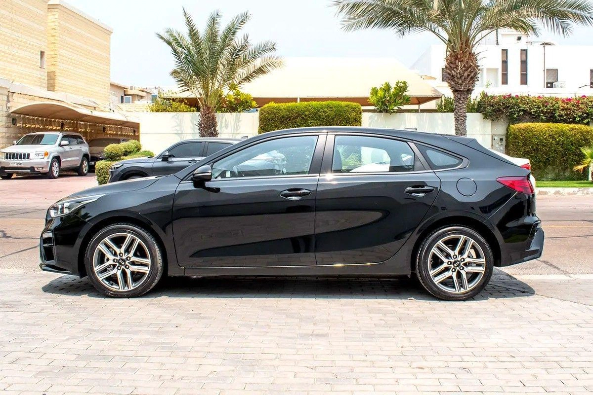 For sale Kia Cerato IV, 1.6 l, 2021 in Dubai-4-4