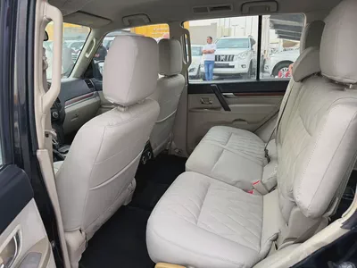 Mitsubshi pajero 2008 look 2020 balck color GCC-1