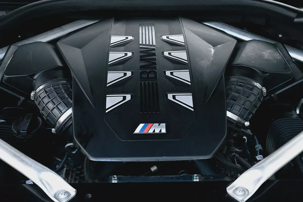 6,580 P.M |  X7 M60i | 0% Downpayment |  BMW WARRANTY  SERVICE!-14-14