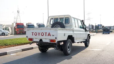 Toyota Land Cruiser Pick Up-15