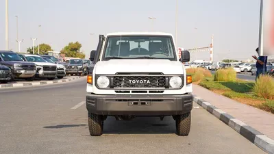 Toyota Land Cruiser Pick Up-1