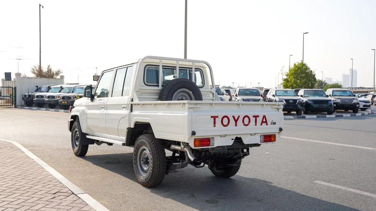 Toyota Land Cruiser Pick Up-13-0