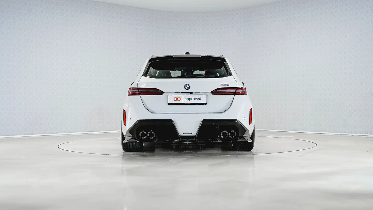 UAEs Very Best Example | AED 7,812 PM | M5 Touring Maxton Design-8-8