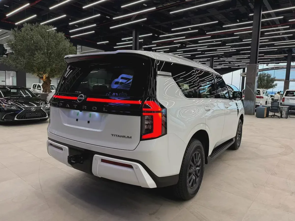 Nissan Patrol SE Titanium 2026 GCC Specs ضمان الوكيل-4-4