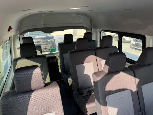Toyota Hiace 2.8L Diesel MT 2026