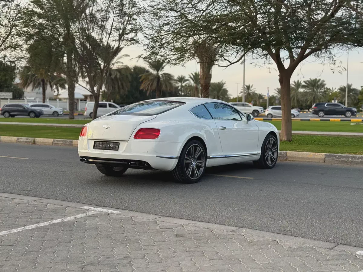 BENTLEY GT CONTINANTAL MODLE 2013 GCC SPACE-3-3