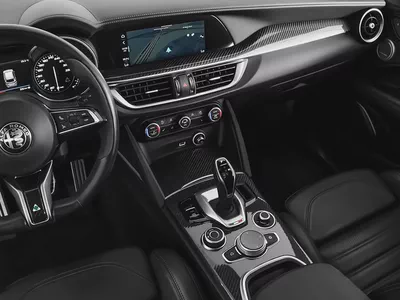 3,950 AED / 60 Months | 0% DP | 2022 Alfa Romeo Stelvio Quadrifoglio / Warranty and Service Pack-8