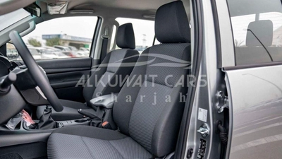 Toyota Hilux TOYOTA HILUX DC 2.4L Diesel MT 4X4 P.WINDOW 2025-15