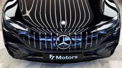 Mercedes Benz EQE 53 4M Mercedes-Benz EQE 53 AMG 2024 - GCC - Under Warranty-3