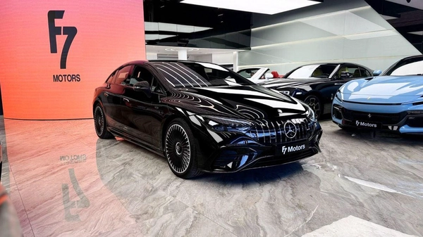 Mercedes Benz EQE 53 4M Mercedes-Benz EQE 53 AMG 2024 - GCC - Under Warranty