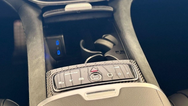 Mercedes Benz EQE 53 4M Mercedes-Benz EQE 53 AMG 2024 - GCC - Under Warranty