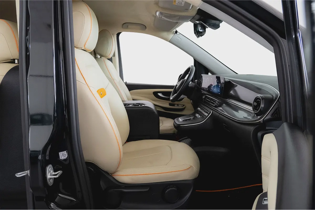 AED 10,692 / 60 months | 0% DP | 2025 MERCEDES BENZ V- 300 / Mercedes Benz Warranty-7-7