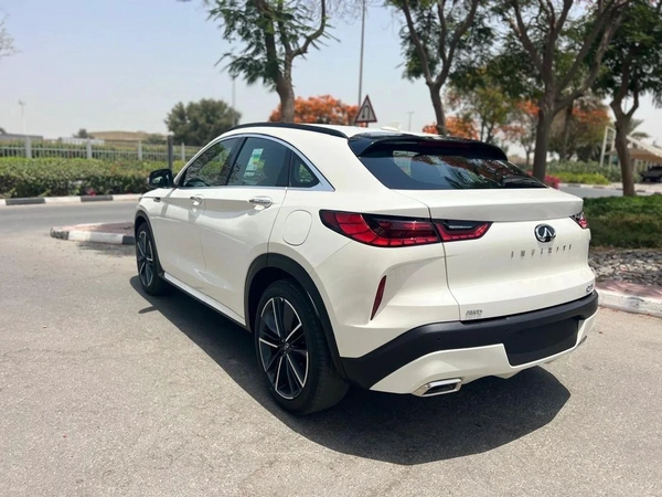 Infiniti QX55