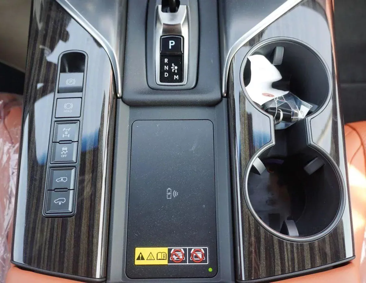 Lexus LX700h LX700H VIP full option-14-0