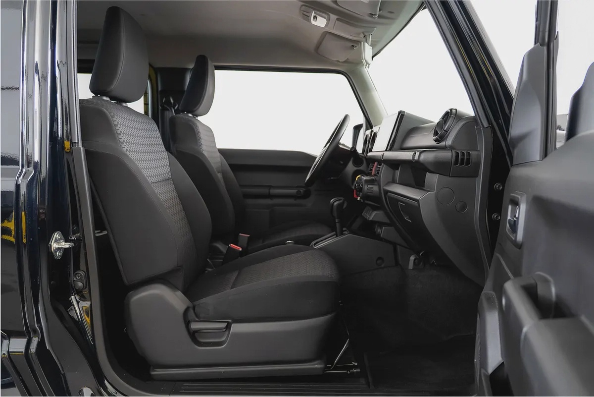 AED 1,997 / 60 months | 0% DP | 2022 Suzuki Jimny Wald Black Bison Kit / Full Service History-7-7