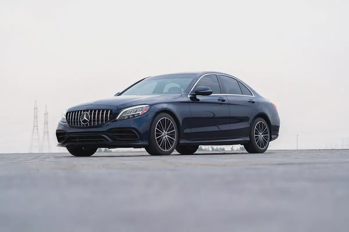 MERCEDES C300 2020